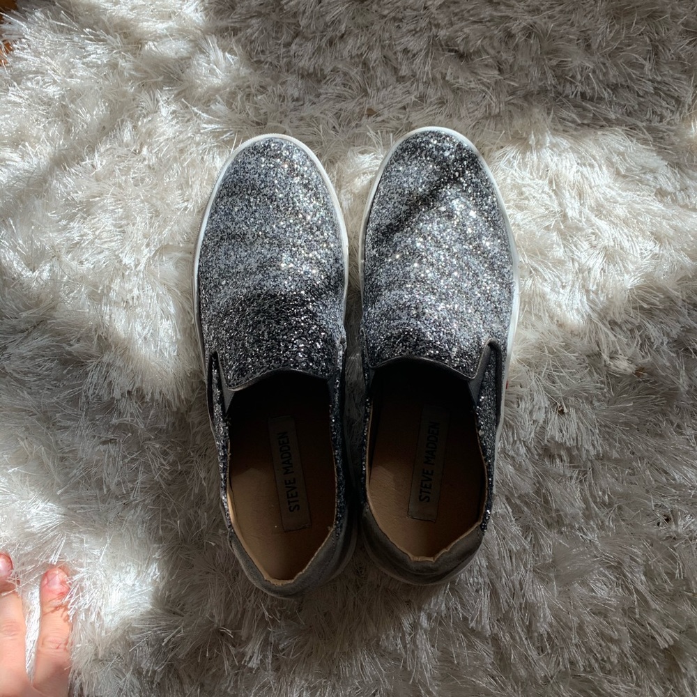 Steve Madden sneakers